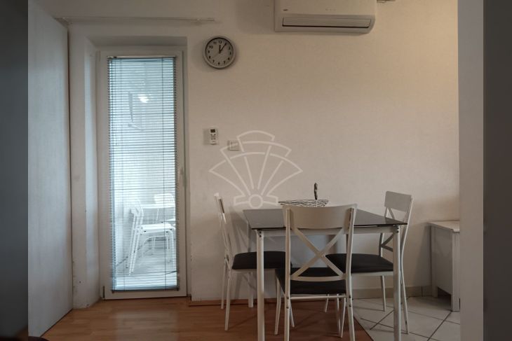 Flat in a building, Rent, Opatija, Opatija