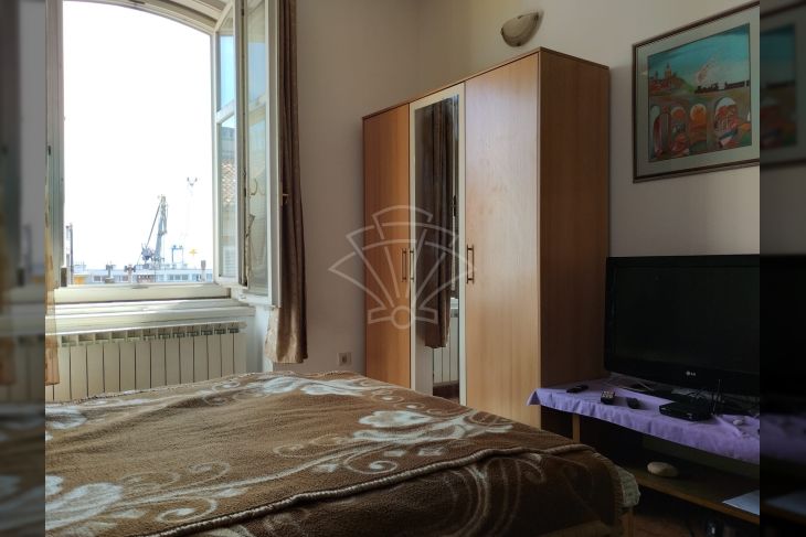 Flat in a building, Rent, Rijeka, Centar